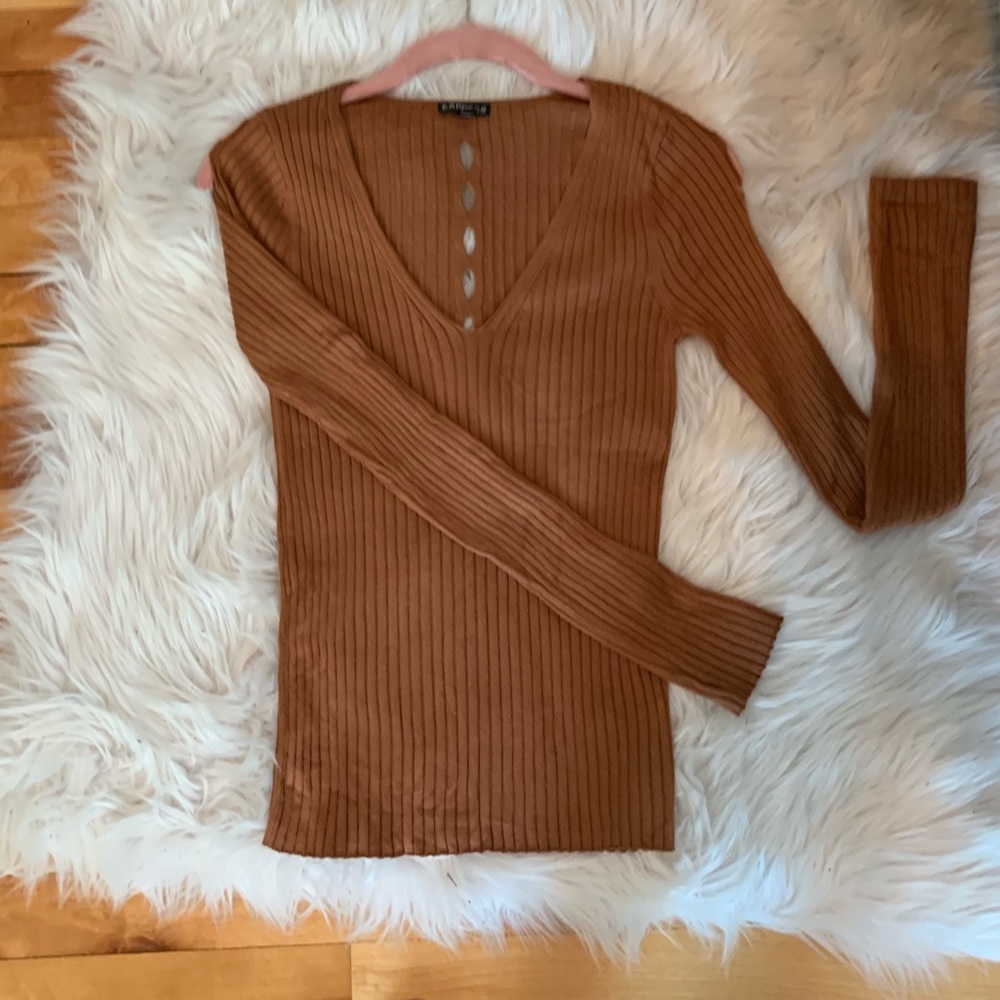Express chestnut brown long sleeved sweater - Picture 9 of 15